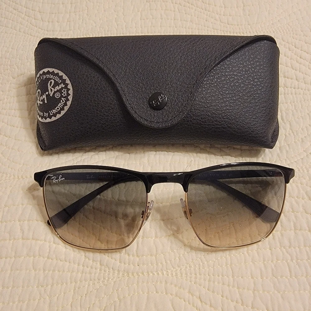 NEW Ray Ban Chromance Sunglasses Model #RB3686 Black on Gold